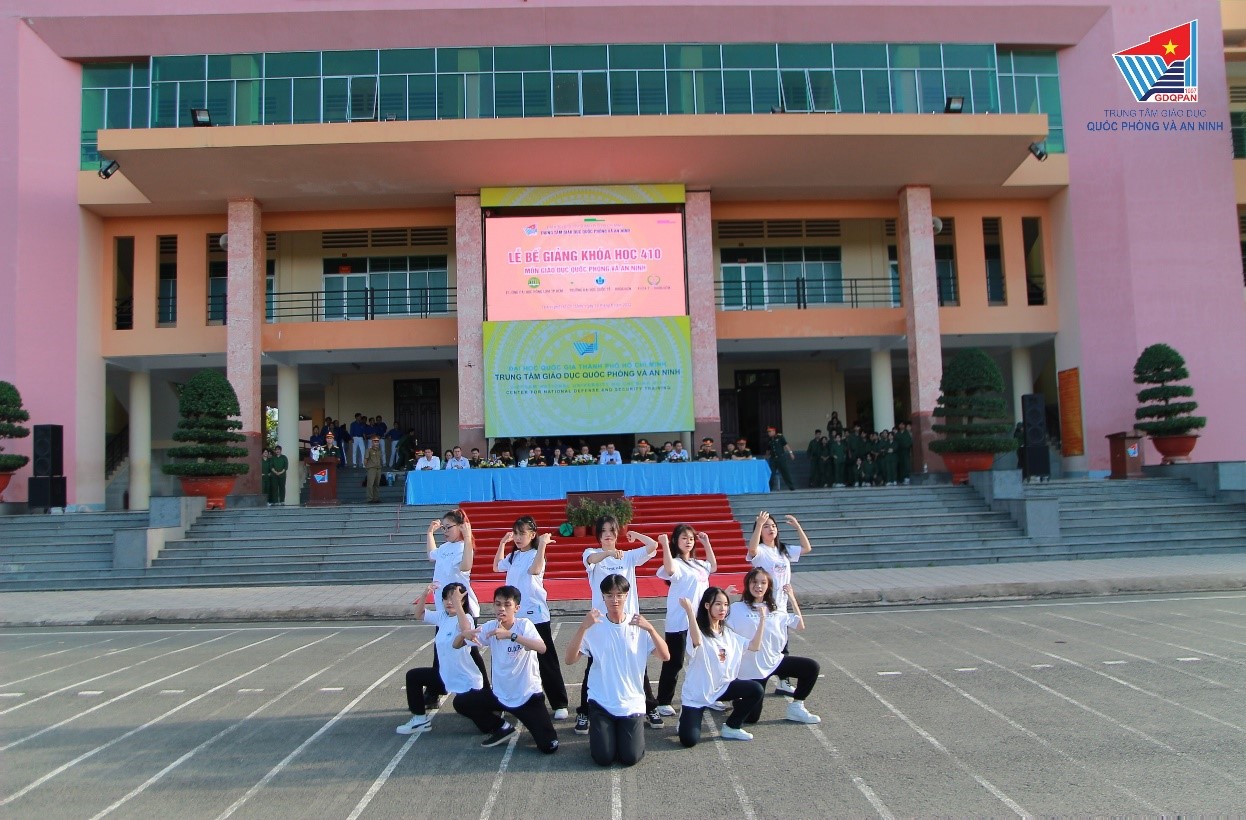 BẾ GIẢNG KHÓA HỌC 410