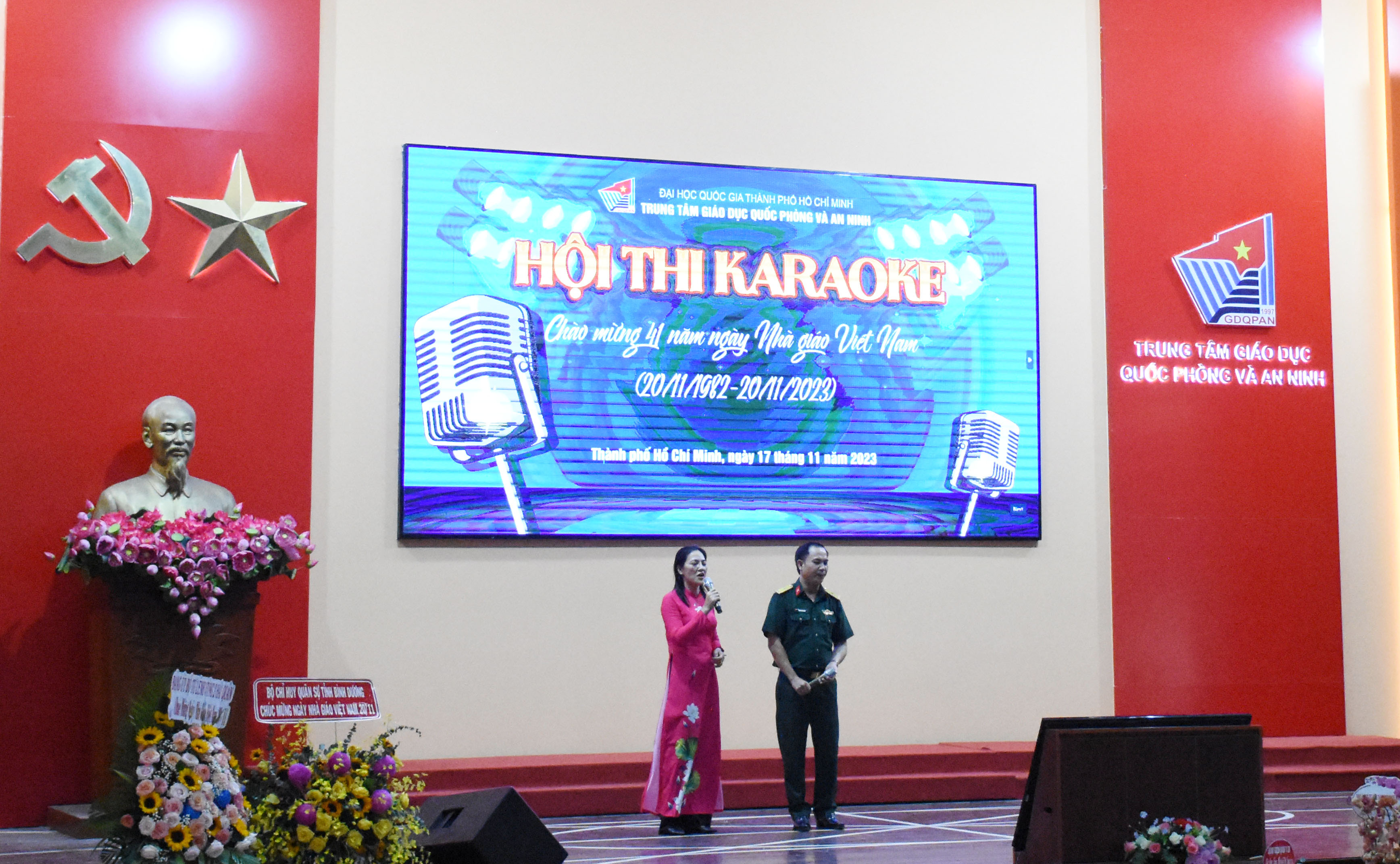 Công đoàn Trung tâm tổ chức Hội thi karaoke chào mừng Ngày Nhà giáo Việt Nam 20/11/2023