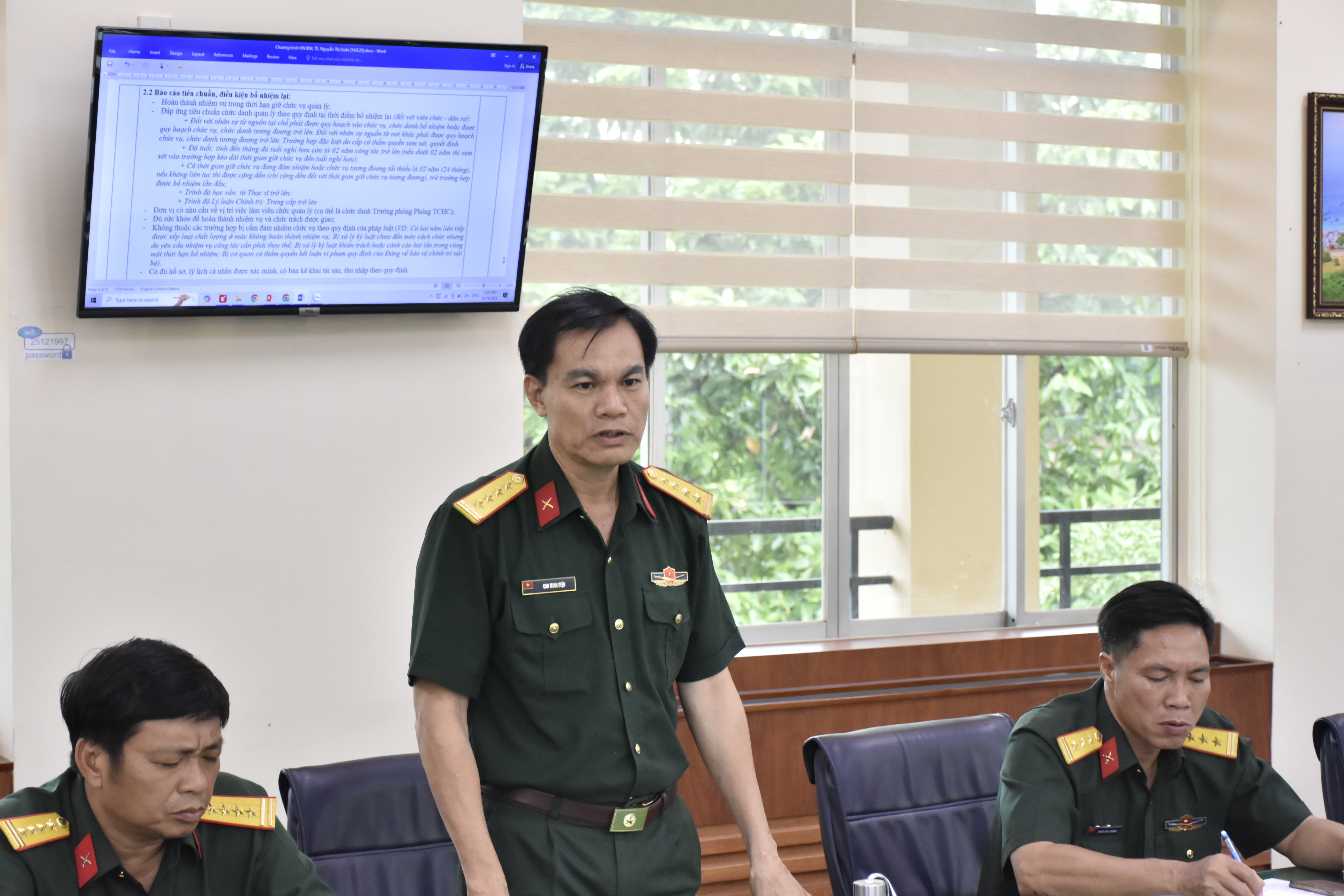 HỘI NGHỊ THỰC HIỆN QUY TRÌNH BỔ NHIỆM LẠI CHỨC DANH TRƯỞNG PHÒNG PHÒNG TỔ CHỨC - HÀNH CHÍNH TRUNG TÂM GIÁO DỤC QUỐC PHÒNG VÀ AN NINH, ĐHQG-HCM