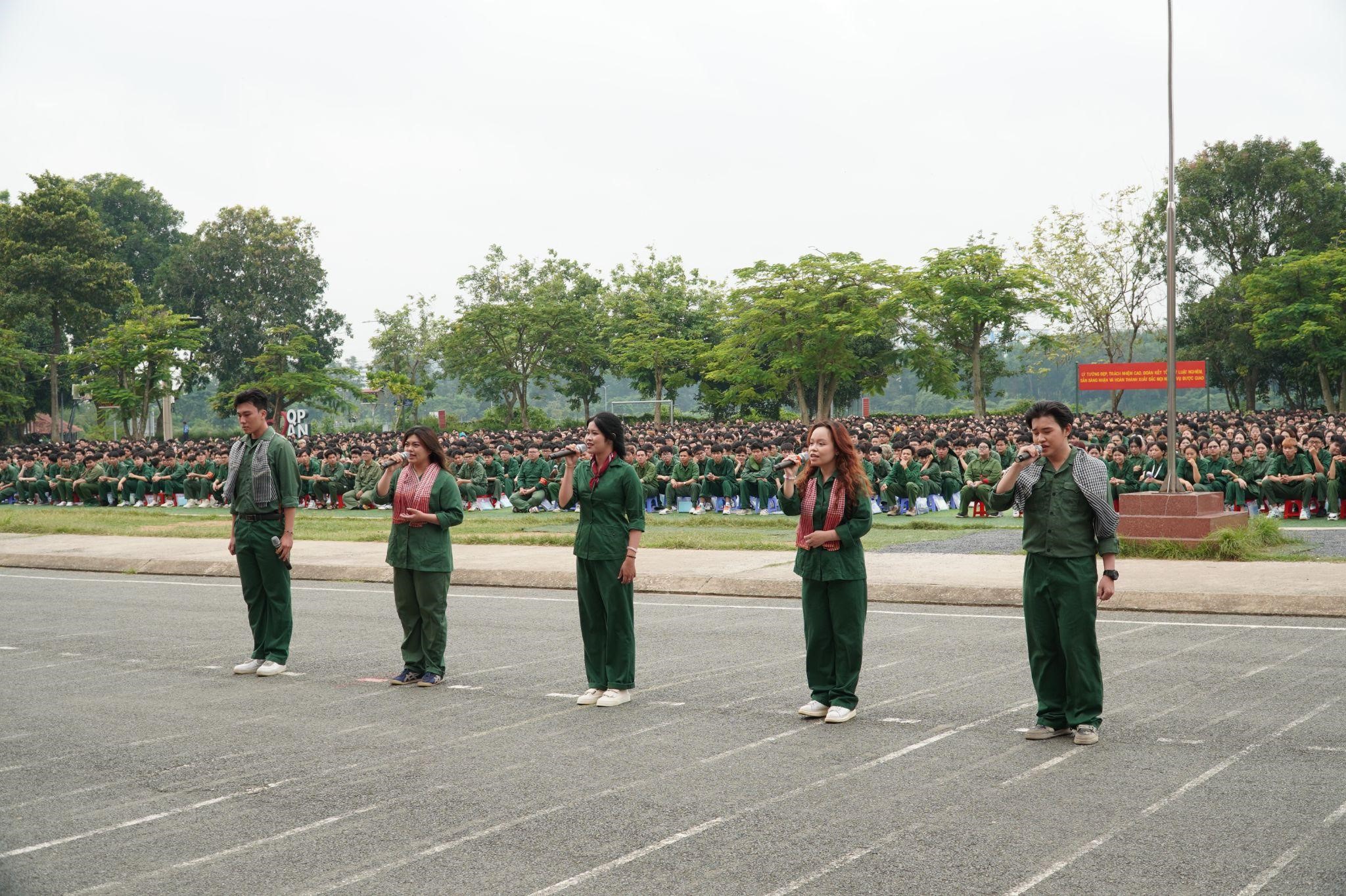 LỄ KHAI GIẢNG KHÓA 452 GIÁO DỤC QUỐC PHÒNG AN NINH TẠI TRUNG TÂM GDQPAN, ĐHQG-HCM GẦN 5.000 SINH VIÊN NHẬP HỌC KHÓA 452 TẠI TRUNG TÂM GDQPAN, ĐHQG-HCM