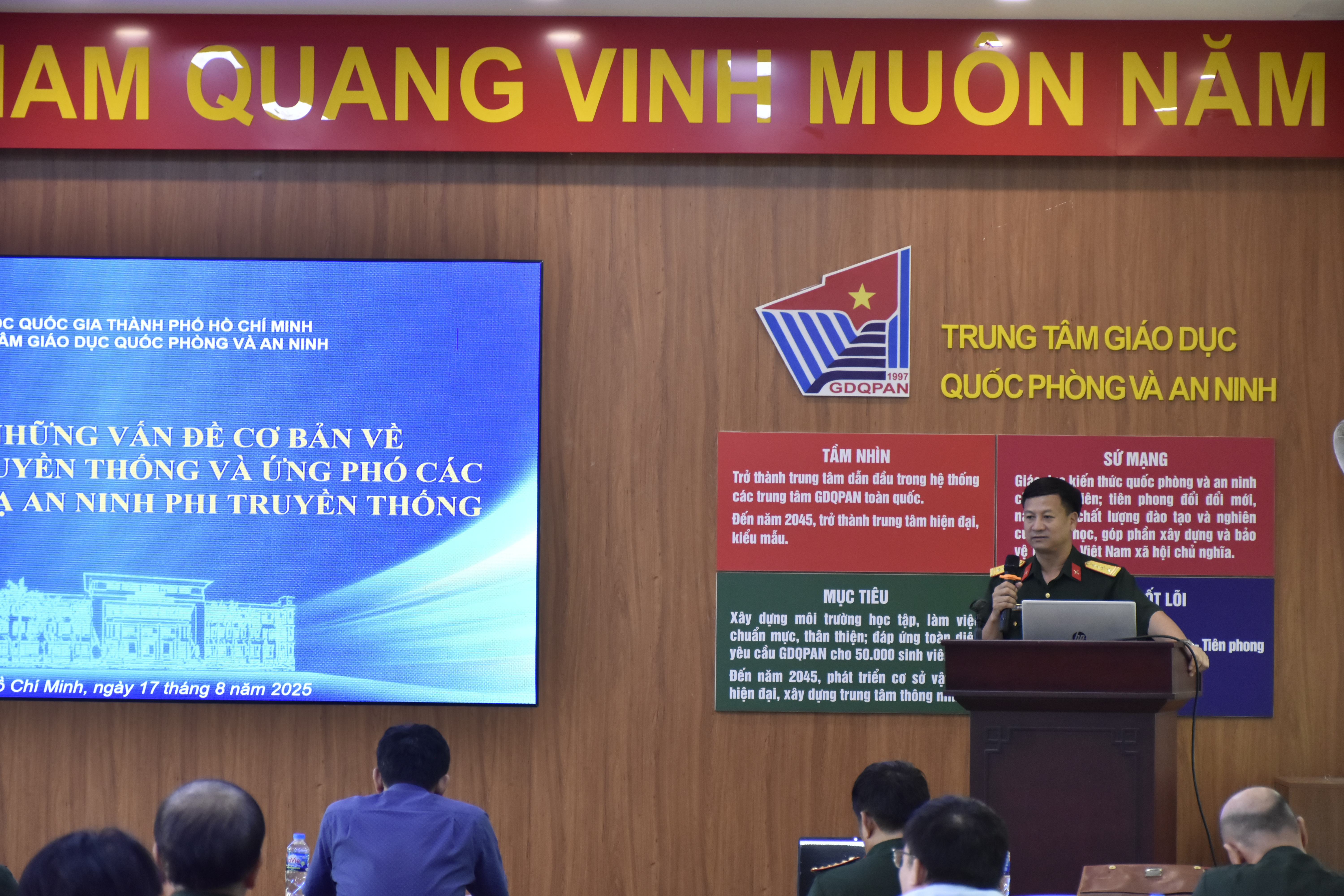 TRUNG TÂM GIÁO DỤC QUỐC PHÒNG VÀ AN NINH TỔ CHỨC TẬP HUẤN GIẢNG VIÊN NĂM 2025