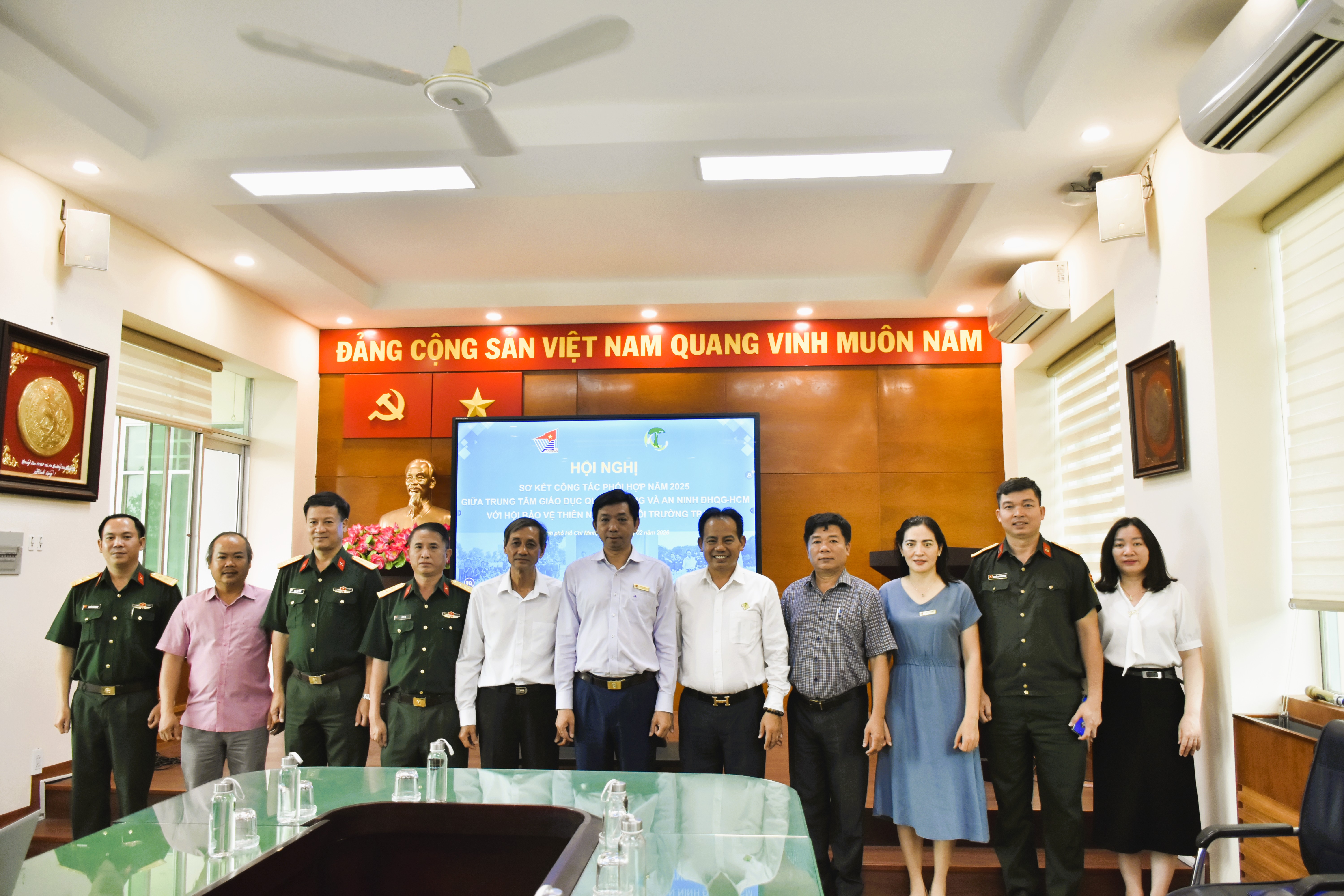 SƠ KẾT CÔNG TÁC PHỐI HỢP GIỮA TRUNG TÂM GDQPAN, ĐHQG-HCM VÀ CÁC ĐƠN VỊ LIÊN KẾT NĂM 2025