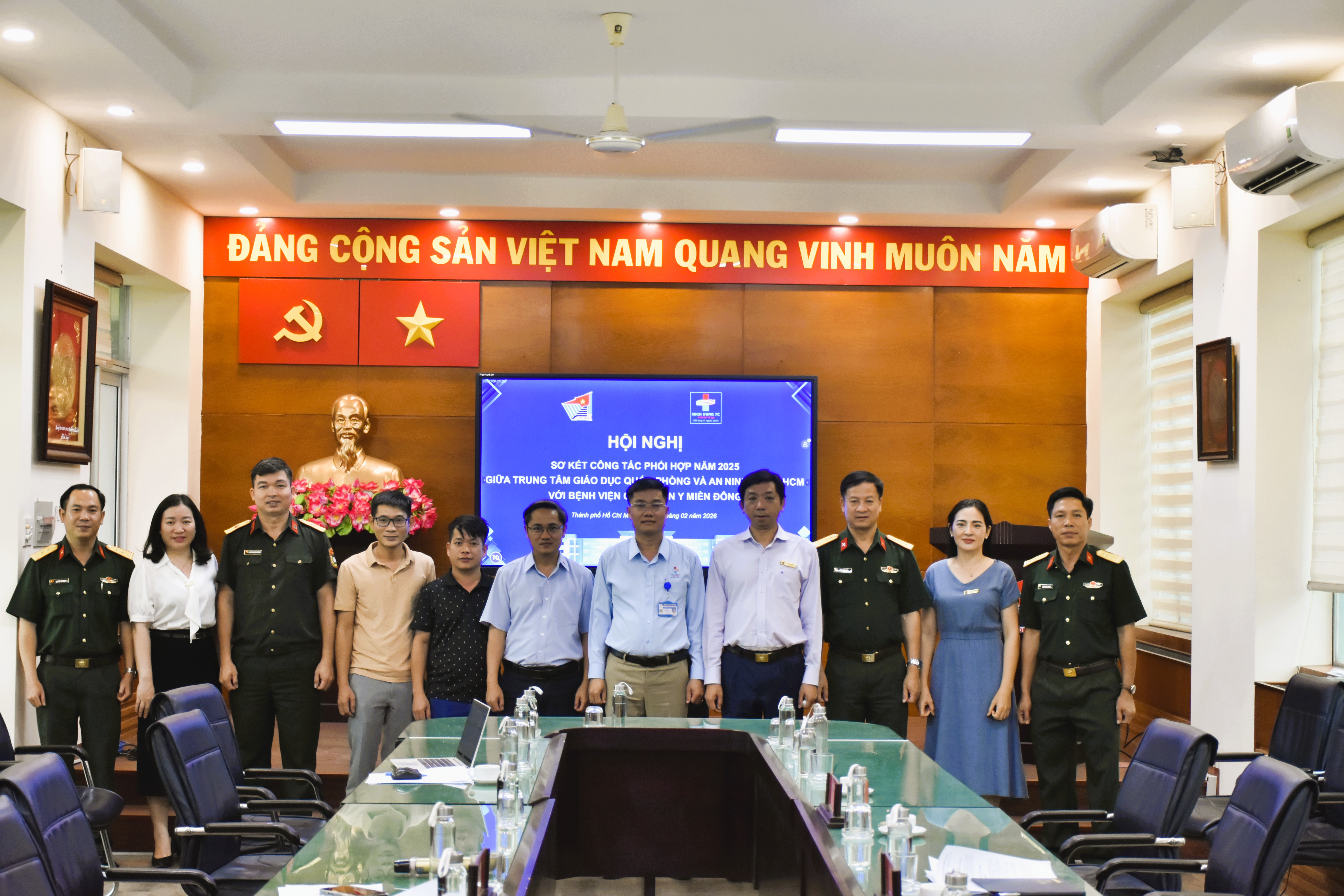 SƠ KẾT CÔNG TÁC PHỐI HỢP GIỮA TRUNG TÂM GDQPAN, ĐHQG-HCM VÀ CÁC ĐƠN VỊ LIÊN KẾT NĂM 2025